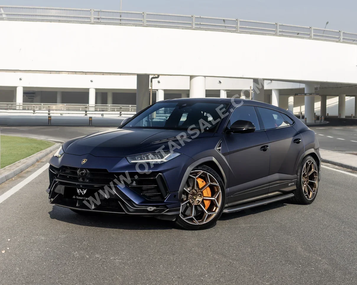 لمبرجيني  اوروس  بيرفورمانتي  2023  اوتوماتيك  59,000 كم  8 سلندر  دفع رباعي  اس يو في  أزرق غامق  تحت الضمان