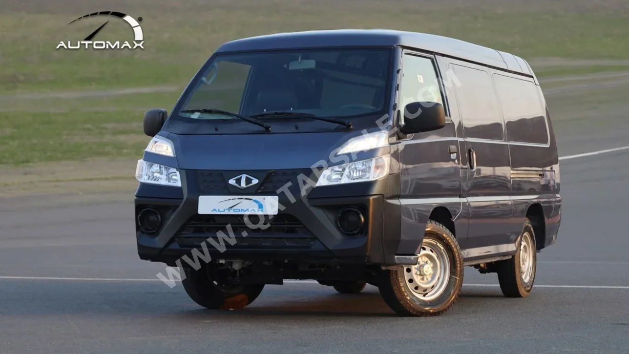 سي ام سي  CMC  2025  عادي  0 كم  4 سلندر  دفع خلفي  فان \ باص  ازرق  تحت الضمان