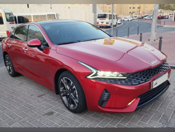 Kia  K5  2023  Automatic  36,000 Km  4 Cylinder  Front Wheel Drive (FWD)  Sedan  Red  With Warranty
