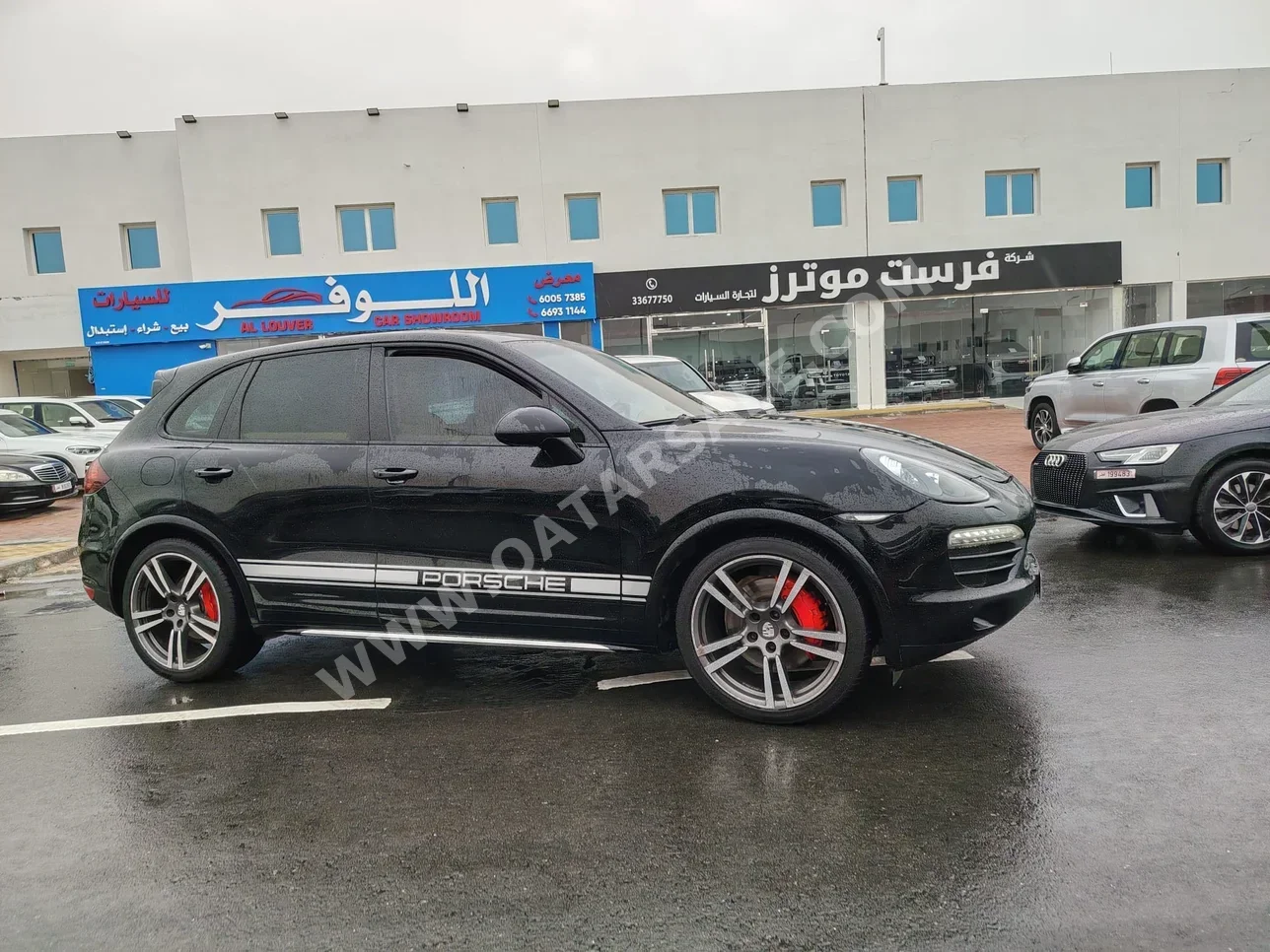 بورش  كيان  اس  2012  اوتوماتيك  400,000 كم  8 سلندر  دفع رباعي  اس يو في  أسود