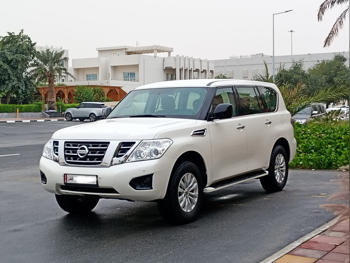 نيسان  باترول  2018  اوتوماتيك  160,000 كم  6 سلندر  دفع رباعي  اس يو في  أبيض