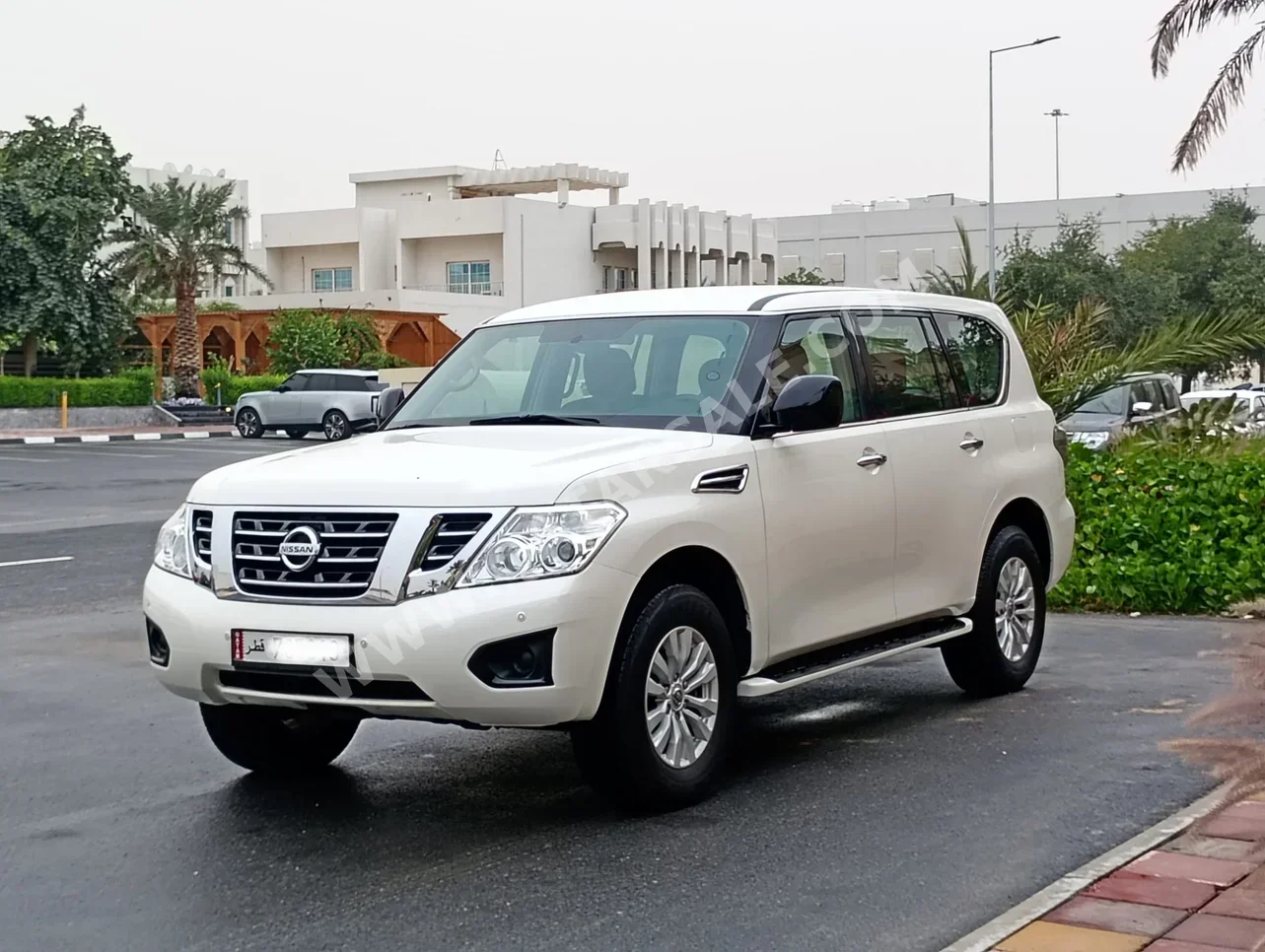 نيسان  باترول  2018  اوتوماتيك  160,000 كم  6 سلندر  دفع رباعي  اس يو في  أبيض