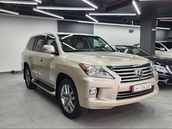 Lexus  LX  570  2014  Automatic  249,000 Km  8 Cylinder  Four Wheel Drive (4WD)  SUV  Gold