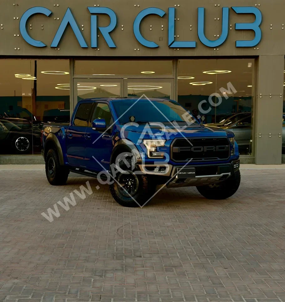 فورد  رابتر  2017  اوتوماتيك  145,000 كم  8 سلندر  دفع رباعي  بيكب  ازرق