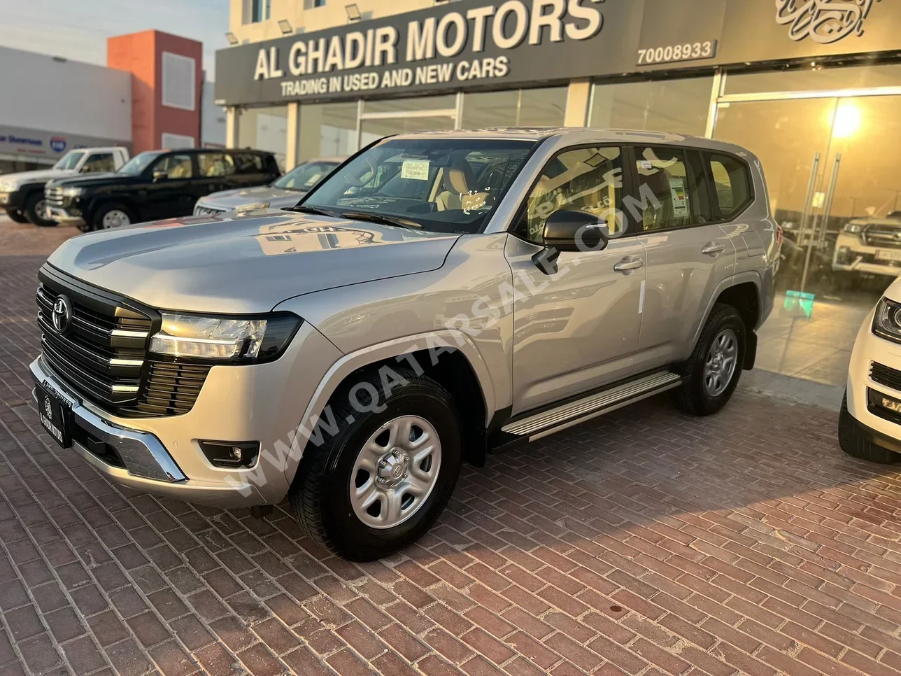تويوتا  لاند كروزر  جي  2026  اوتوماتيك  0 كم  6 سلندر  دفع رباعي  اس يو في  فضي  تحت الضمان