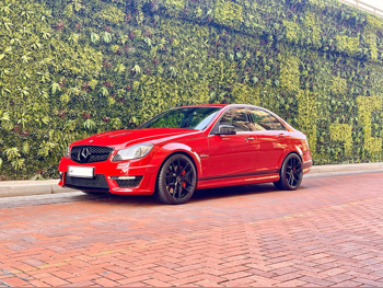 Mercedes-Benz  C-Class  63 AMG  2014  Automatic  178,000 Km  8 Cylinder  Rear Wheel Drive (RWD)  Sedan  Red