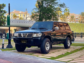Nissan  Patrol  Safari  1998  Manual  209,000 Km  6 Cylinder  Four Wheel Drive (4WD)  SUV  Black