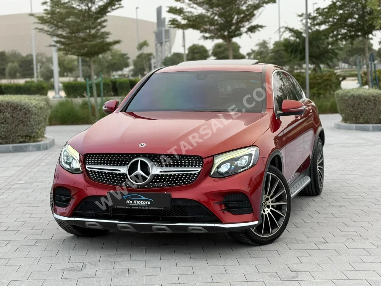 مرسيدس - بنز  جي ال سي  250 اي ام جي  2018  اوتوماتيك  129,000 كم  4 سلندر  دفع رباعي  اس يو في  أحمر