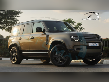 Land Rover  Defender  X Dynamic SE  2025  Automatic  0 Km  4 Cylinder  All Wheel Drive (AWD)  SUV  Gold  With Warranty