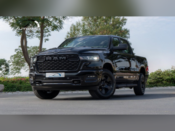 Dodge  Ram  1500  2025  Automatic  0 Km  6 Cylinder  Four Wheel Drive (4WD)  Pick Up  Black  With Warranty