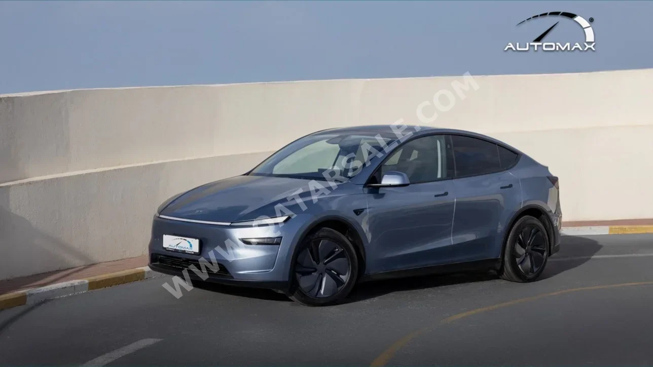 Tesla Model Y 2025 Automatic 0 Km 0 Cylinder All Wheel Drive (AWD) Sedan Blue With Warranty