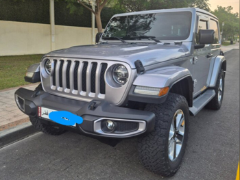 جييب  رانجلار  صحارى  2019  اوتوماتيك  85,000 كم  6 سلندر  دفع رباعي  اس يو في  فضي