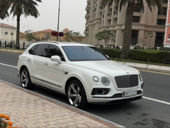 Bentley  Bentayga  First Edition  2019  Automatic  36,000 Km  12 Cylinder  Four Wheel Drive (4WD)  SUV  White