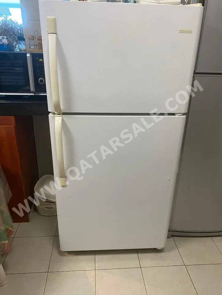 Classic Refrigerator - White