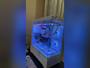 Gaming PC - AMD Ryzen 7  - Nvidia  - Nvidia Geforce  - RTX 4090  - 8 GB -  32 GB(2x16)  / DDR - SSD :  1 TB - HDD :  1 TB  2023