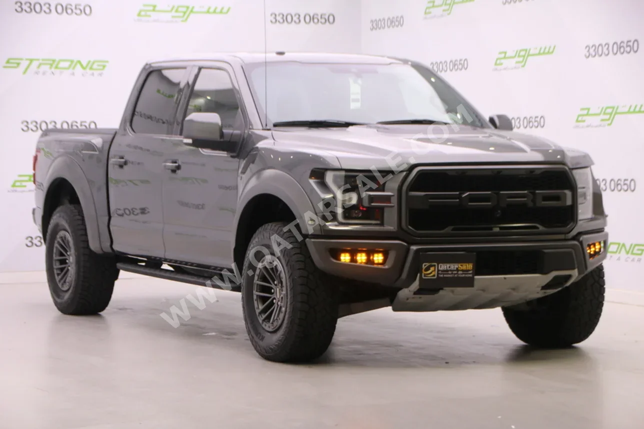 فورد  رابتر  2020  اوتوماتيك  150,000 كم  8 سلندر  دفع رباعي  بيكب  رمادي