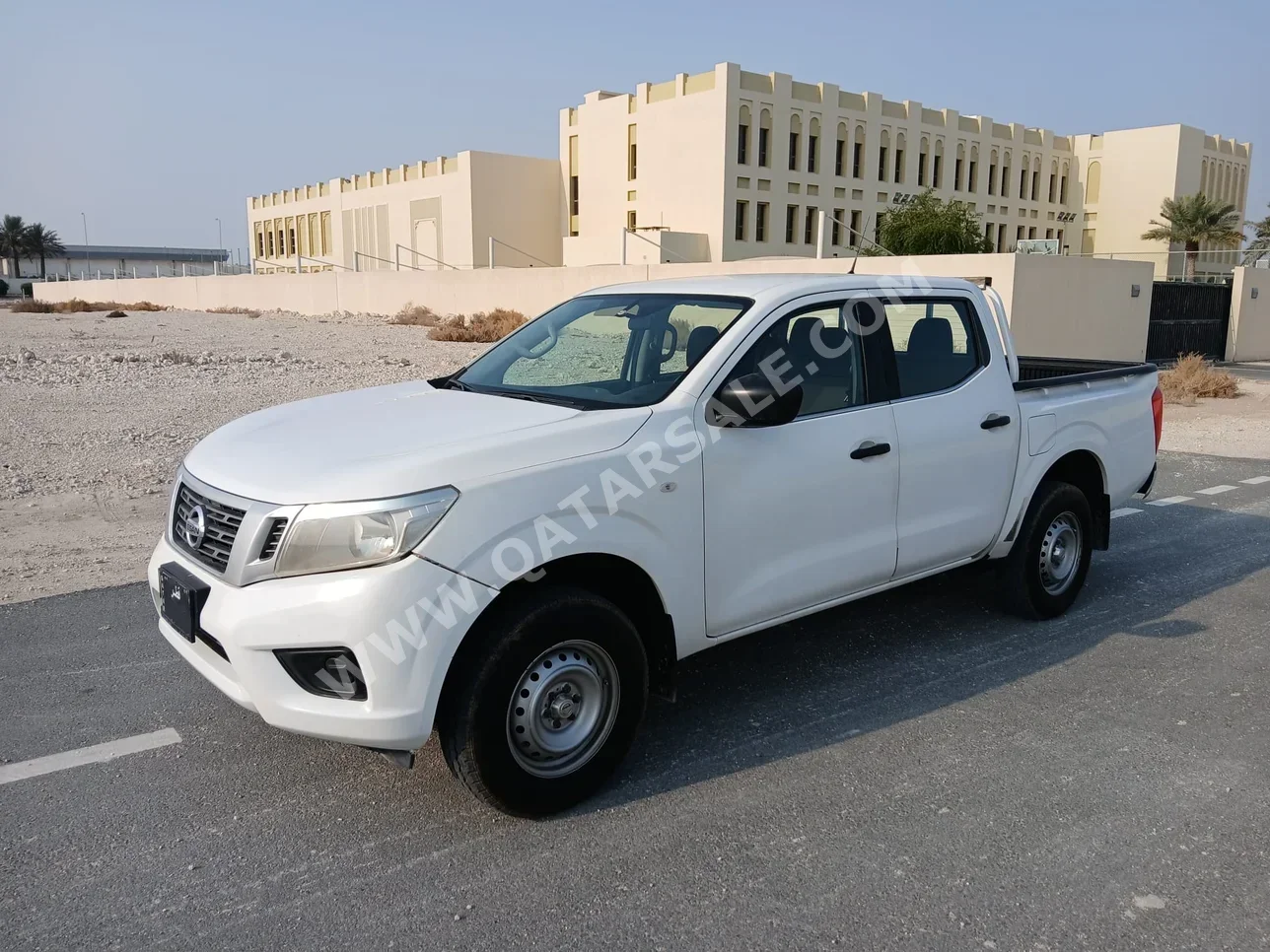 نيسان  نافارا  2019  عادي  115,000 كم  4 سلندر  دفع خلفي  بيكب  أبيض