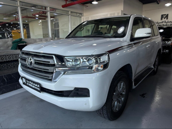 Toyota  Land Cruiser  GXR  2021  Automatic  229,000 Km  6 Cylinder  Four Wheel Drive (4WD)  SUV  White