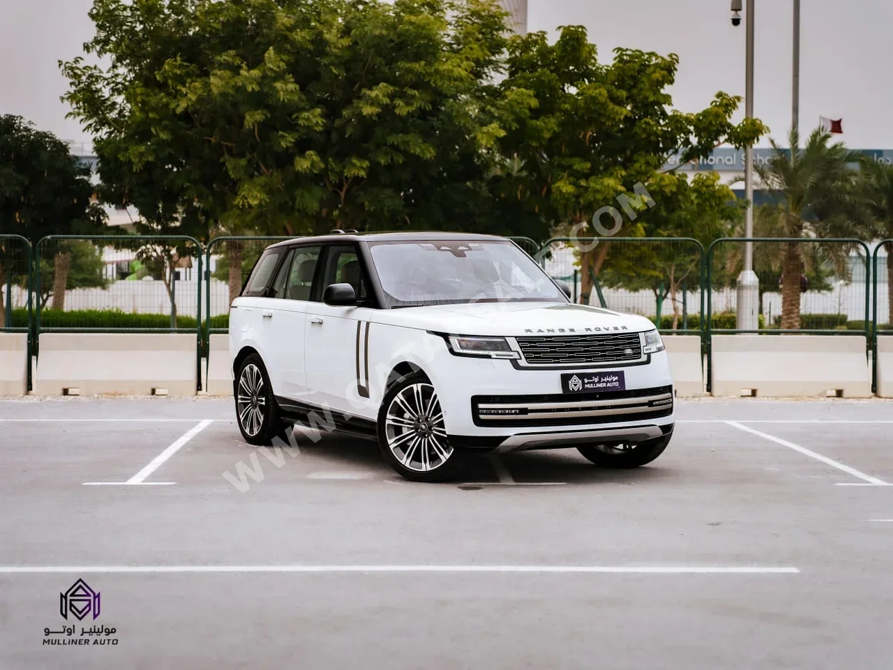 لاند روفر  رنج روفر  فوج اتش اس اي  2023  اوتوماتيك  16,000 كم  8 سلندر  دفع رباعي  اس يو في  أبيض  تحت الضمان