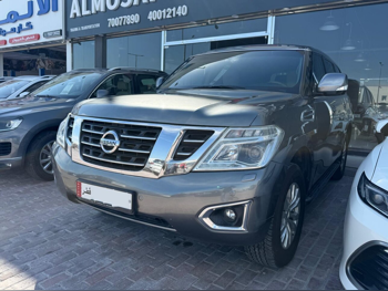 Nissan  Patrol  SE  2016  Automatic  199,000 Km  8 Cylinder  Four Wheel Drive (4WD)  SUV  Gray