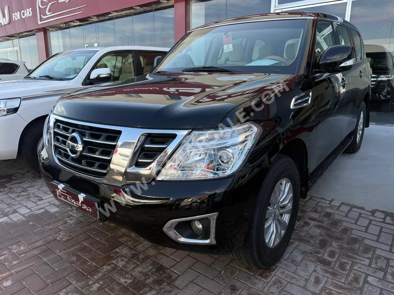 Nissan  Patrol  SE  2017  Automatic  112,000 Km  8 Cylinder  Four Wheel Drive (4WD)  SUV  Black