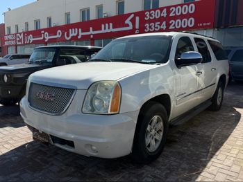 GMC  Yukon  XL SLT  2012  Automatic  268,000 Km  8 Cylinder  Four Wheel Drive (4WD)  SUV  White
