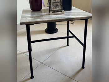 الطاولات والخزائن الجانبية طقم من 3 قطع  - متعدد الألوان