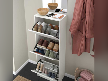 رفوف وخزانات الأحذية