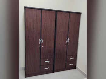 خزائن ودواليب الملابس والزينة - دوحة فيرنيتشر  - خزائن  - بنى