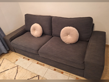 الأرائك والكنب والكراسي ايكيا  كنبة بثلاث مثاعد و 4 كراسي بذراعين  - مزيج القطن \ القطن  - اللون الرمادي