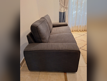 الأرائك والكنب والكراسي ايكيا  كنبة بثلاث مثاعد و 4 كراسي بذراعين  - مزيج القطن \ القطن  - اللون الرمادي