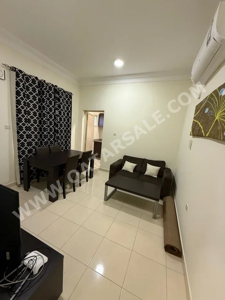 1 Bedrooms  Apartment  For Rent  in Al Wakrah -  Al Wukair  Fully Furnished