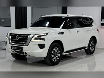 Nissan  Patrol  XE  2016  Automatic  161,000 Km  6 Cylinder  Four Wheel Drive (4WD)  SUV  White