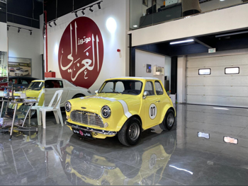 Mini  Cooper  1975  Automatic  70,000 Km  4 Cylinder  Front Wheel Drive (FWD)  Classic  Yellow