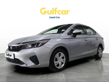 هوندا  سيتي  2024  اوتوماتيك  28,290 كم  4 سلندر  سحب امامي  سيدان  فضي