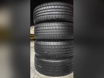 العجلات والجنوط (الرنقات) صنع في اليابان \  شتوي  تشمل الرنق  112 ميليمتر  17"