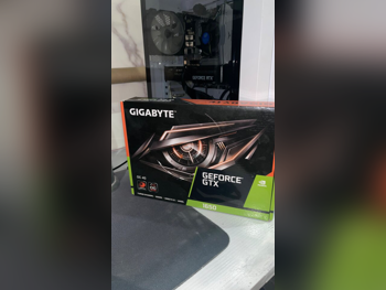 Nvidia  Geforce  GTX 1650  / Not Available DVI Port  / 3 HDMI Port  GDDR5 /  4 GB