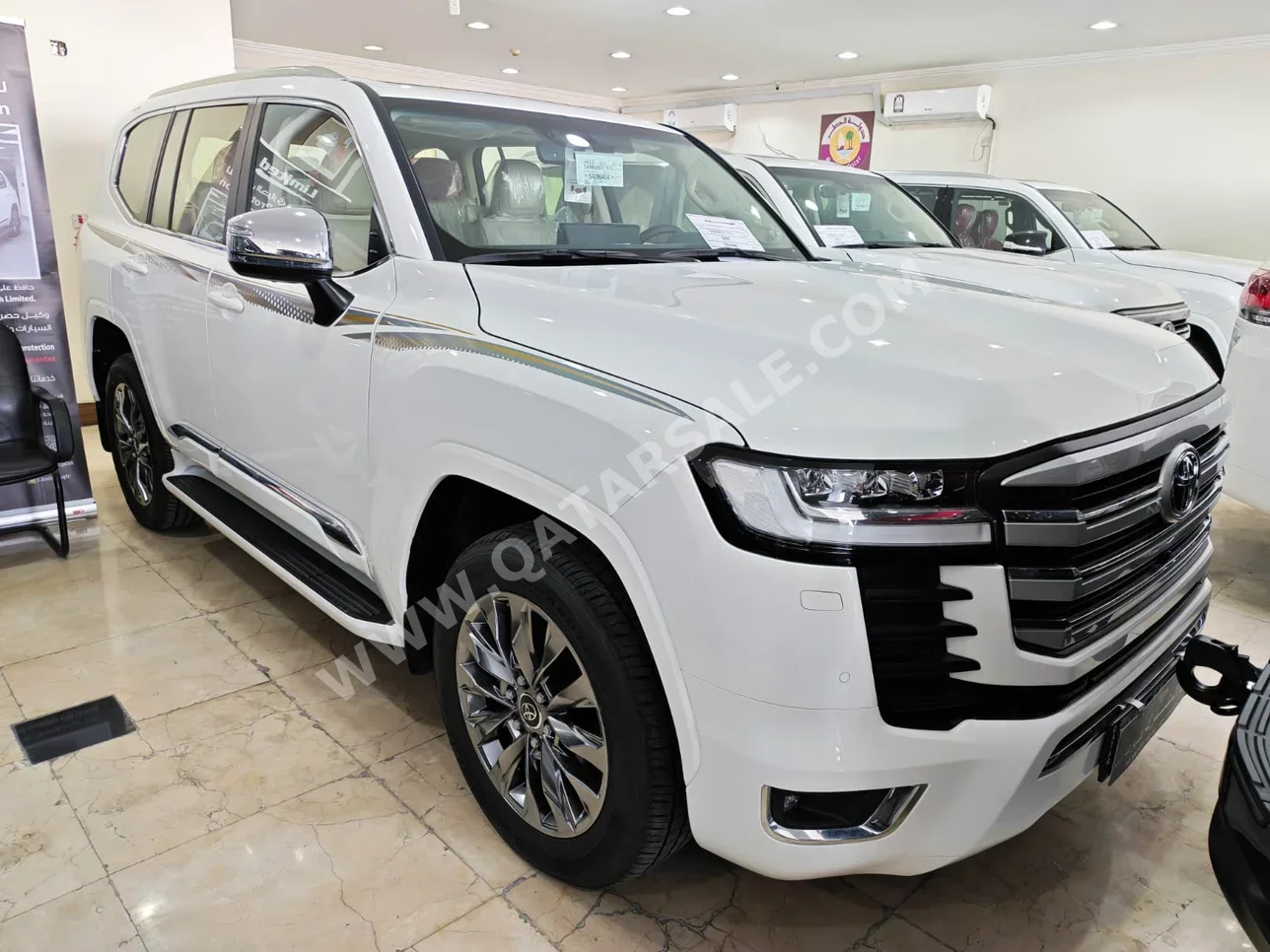 تويوتا  لاند كروزر  في اكس توين توربو  2025  اوتوماتيك  0 كم  6 سلندر  دفع رباعي  اس يو في  أبيض  تحت الضمان