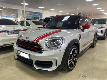 ميني  كوبر  كاونتري مان  2020  اوتوماتيك  71,000 كم  4 سلندر  دفع خلفي  هاتشباك  فضي