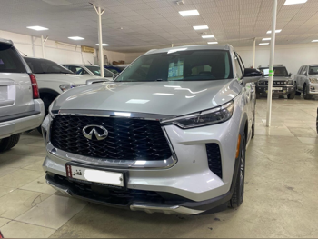 انفنيتي  كيو اكس  60  2022  اوتوماتيك  93,000 كم  6 سلندر  دفع كلي مستمر  اس يو في  فضي