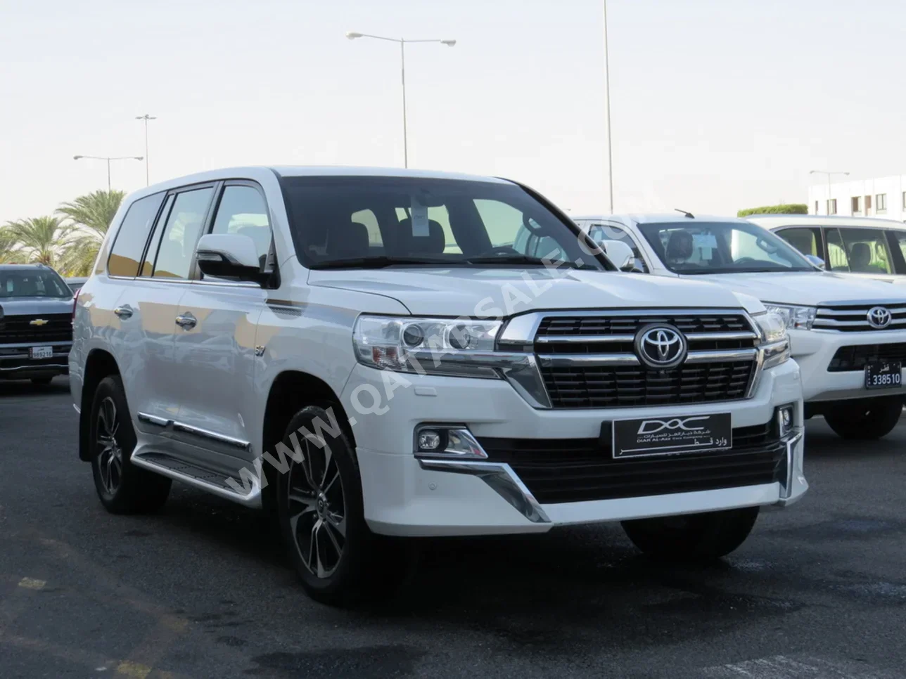 تويوتا  لاند كروزر  في اكس ار  2021  اوتوماتيك  148,000 كم  8 سلندر  دفع رباعي  اس يو في  أبيض