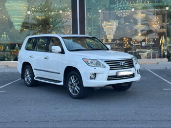 لكزس  ال اكس  570 اس  2014  اوتوماتيك  330,000 كم  8 سلندر  دفع رباعي  اس يو في  أبيض