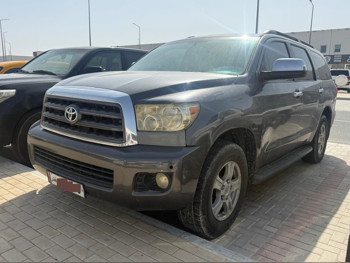 Toyota  Sequoia  SR5  2012  Automatic  295,000 Km  8 Cylinder  Four Wheel Drive (4WD)  SUV  Gray
