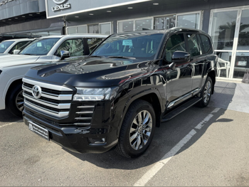Toyota  Land Cruiser  GXR Twin Turbo  2026  Automatic  1,000 Km  6 Cylinder  Four Wheel Drive (4WD)  SUV  Black  With Warranty
