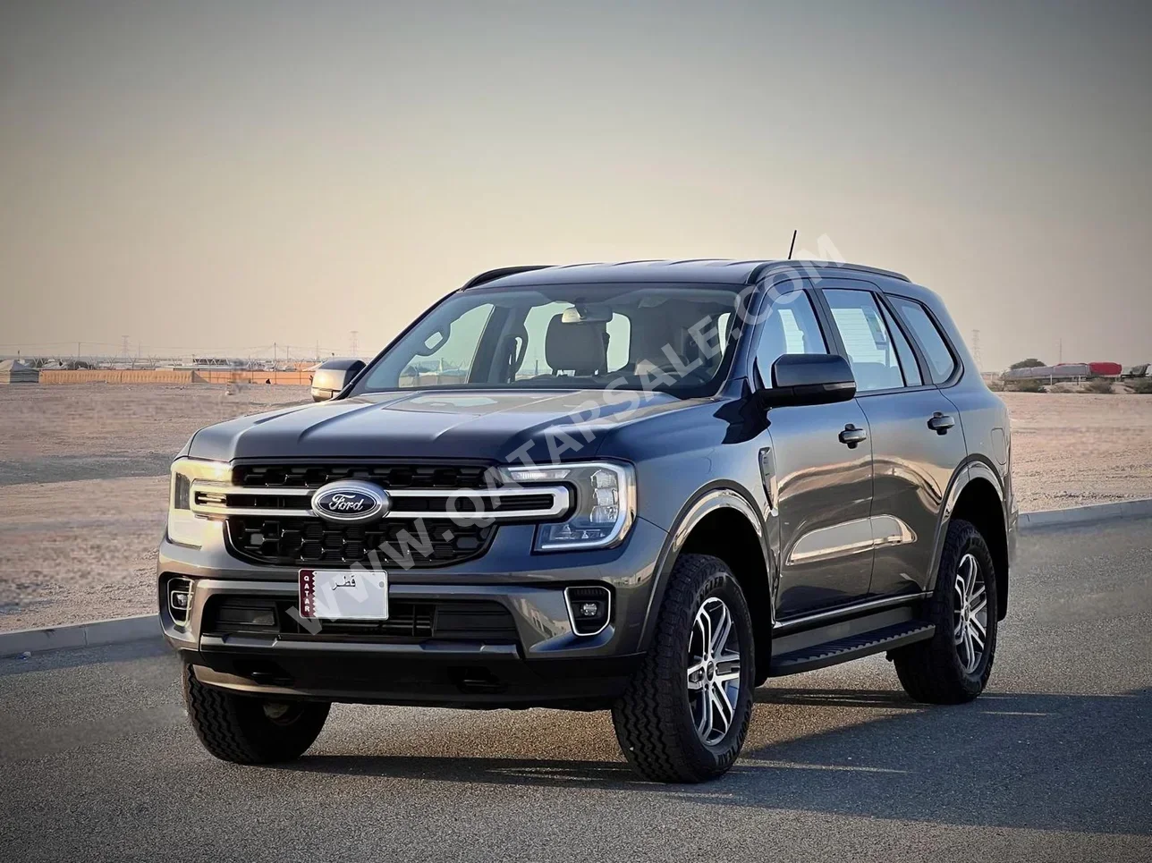 فورد  افيرست  2025  اوتوماتيك  0 كم  4 سلندر  دفع رباعي  اس يو في  رمادي  تحت الضمان