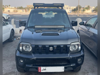 سوزوكي  جمني  2015  اوتوماتيك  192,000 كم  4 سلندر  اس يو في  أسود