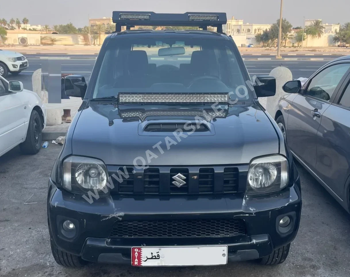 Suzuki  Jimny  2015  Automatic  192,000 Km  4 Cylinder  SUV  Black