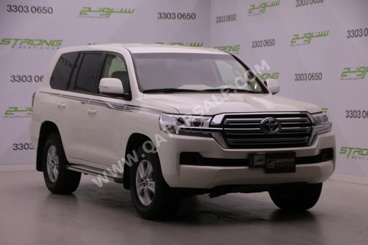 تويوتا  لاند كروزر  جي اكس ار  2019  اوتوماتيك  371,000 كم  8 سلندر  دفع رباعي  اس يو في  أبيض لؤلؤي
