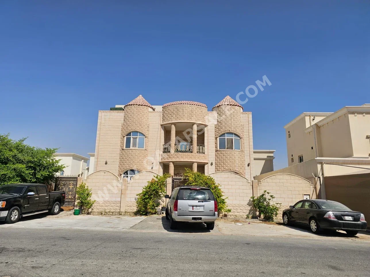 سكن عائلي  - غير مفروشة  - أم صلال  - أم عبيرية  - 8 غرف نوم