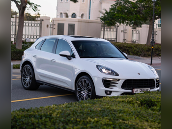 Porsche  Macan  S  2015  Automatic  67,000 Km  6 Cylinder  Four Wheel Drive (4WD)  SUV  White  With Warranty
